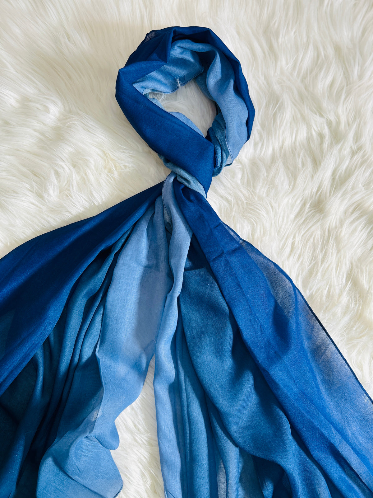 Tri Tone Lawn Hijab - Ocean Breeze